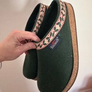 Stegman Clogs Size 6